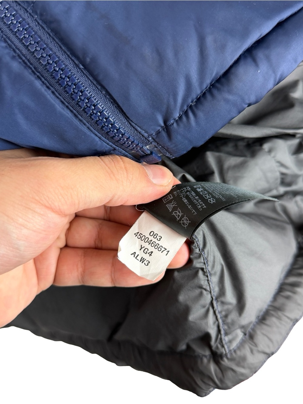 Mens 2000s The North Face 550 Sun Faded Full Zip Puffer Jacket Size L - Picture 10 of 10